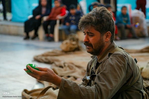 اجرای خیابانی بیست و هشتمین جشنواره تئاتر مناطق کشور