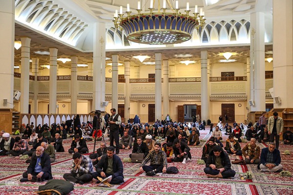 شب میلاد حضرت زهرا(س) در حرم شاهچراغ(ع)