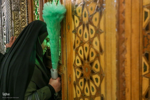 آئین غبارروبی ضریح مطهر حضرت شاهچراغ (ع)
