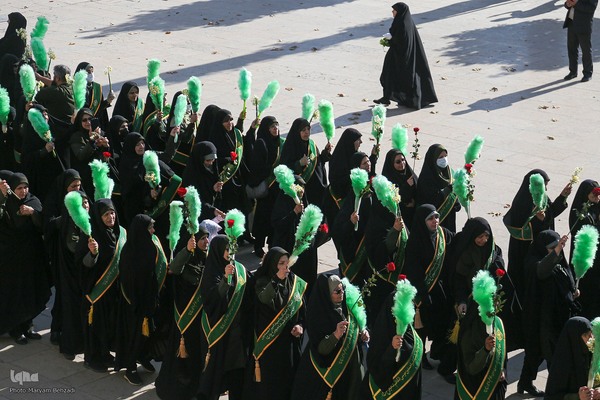 آئین غبارروبی ضریح مطهر حضرت شاهچراغ (ع)