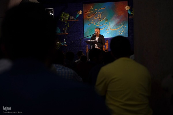 بزرگترین اعتکاف جوانان کشور در مسجد شهدای شیراز