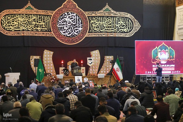 محفل انس با قرآن کریم «بشری» در حرم حضرت شاهچراغ(ع)