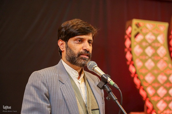 محفل انس با قرآن کریم «بشری» در حرم حضرت شاهچراغ(ع)