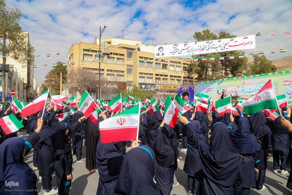 نمایش اقتدار و وحدت ملی در ۲۲بهمن -شیراز