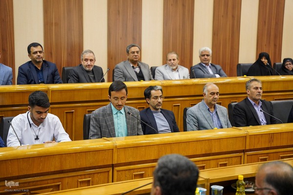 سفر سخنگوی دولت به استان فارس‎