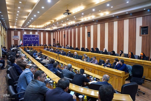 سفر سخنگوی دولت به استان فارس‎