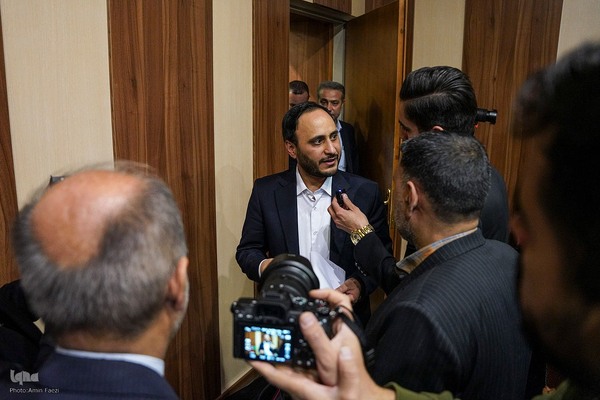 سفر سخنگوی دولت به استان فارس‎