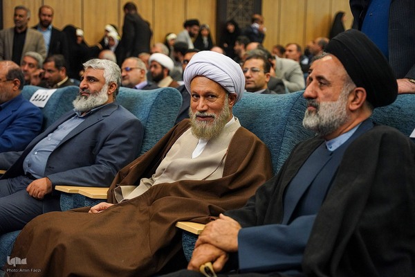 هشتمین کنگره بین المللی شعر ایثار‎