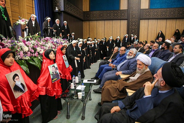 هشتمین کنگره بین المللی شعر ایثار‎