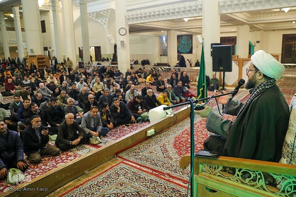 حال و هوای حرم شاهچراغ(ع) در شب نیمه شعبان‎