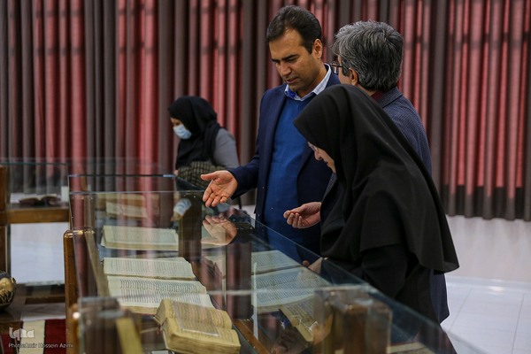 افتتاح موزه و اسناد کتابخانه مرکزی دانشگاه شیراز