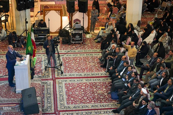 همایش دست اندرکاران انتخابات در حرم شاهچراغ(ع)