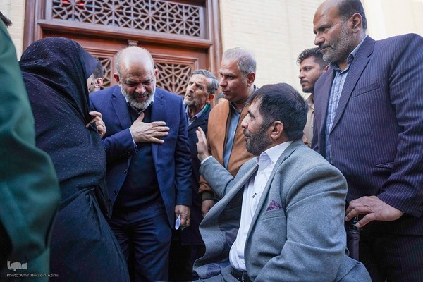 همایش دست اندرکاران انتخابات در حرم شاهچراغ(ع)