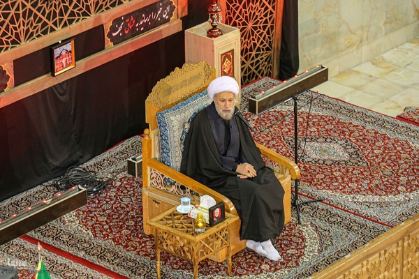 مراسم احیای شب قدر در شاهچراغ