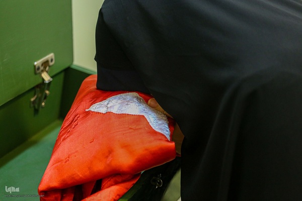 مراسم احیای شب قدر در شاهچراغ