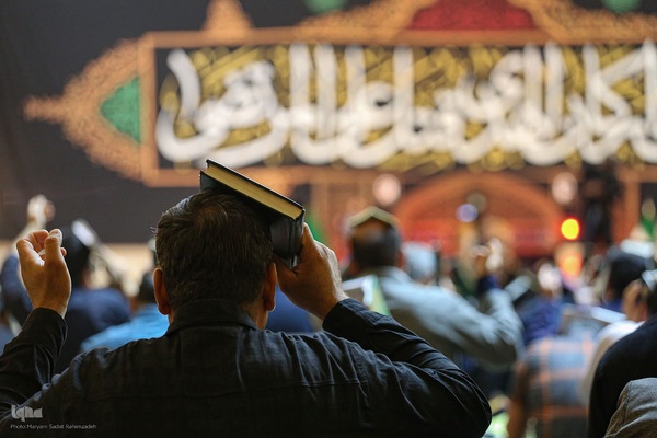 مراسم احیای شب قدر در شاهچراغ