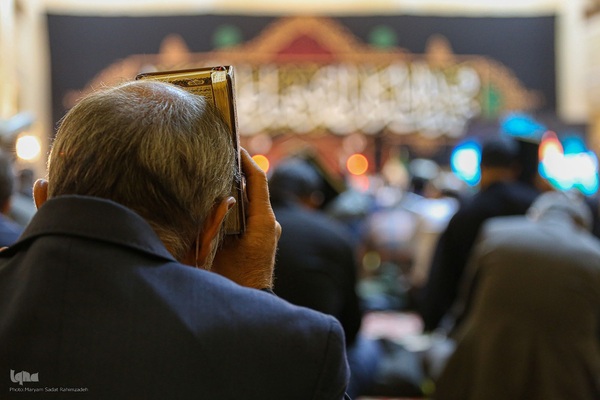 مراسم احیای شب قدر در شاهچراغ
