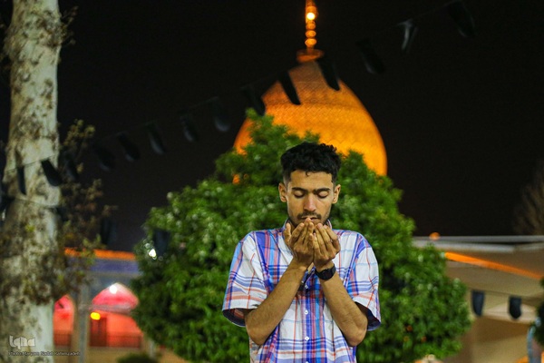 مراسم احیای شب قدر در شاهچراغ