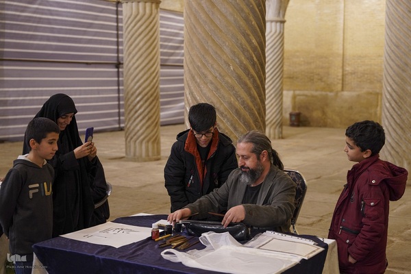 احیای شب 21 رمضان در مسجد وکیل شیراز