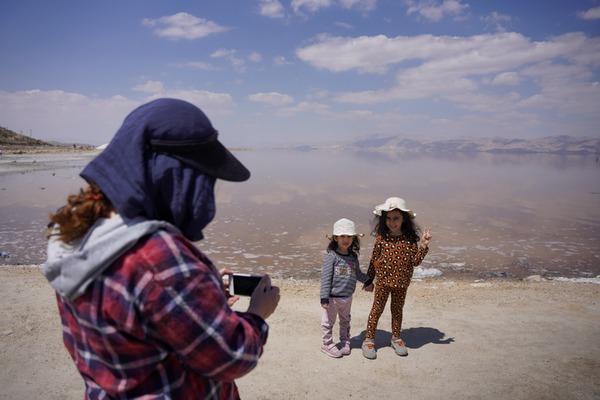 جان دوباره دریاچه مهارلو شیراز