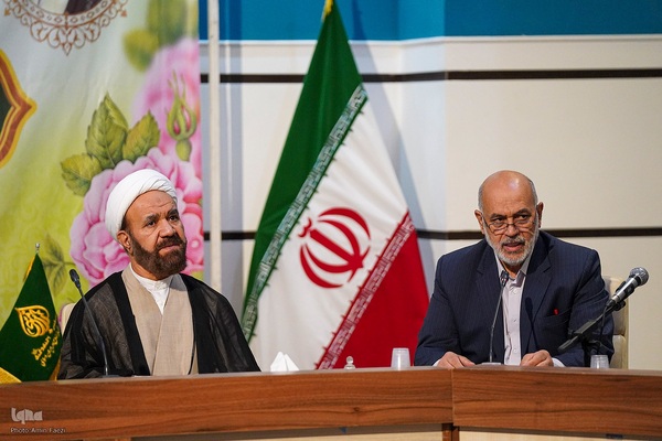 نشست مقدماتی «گفتمان‌سازی سند راهبردی سومین حرم اهل‌بیت(ع)» ‎