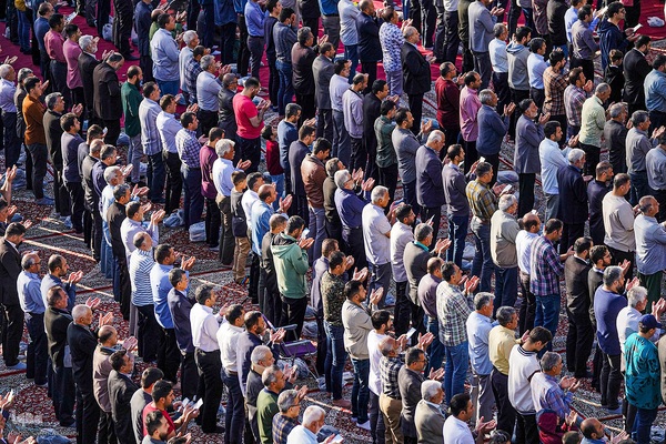 نماز عید فطر در حرم شاهچراغ (ع)