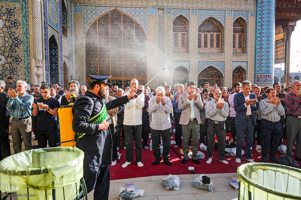 نماز عید فطر در حرم شاهچراغ (ع)