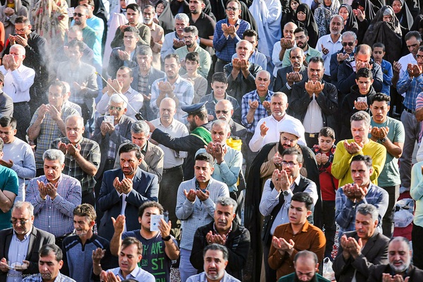 نماز عید فطر در حرم شاهچراغ (ع)