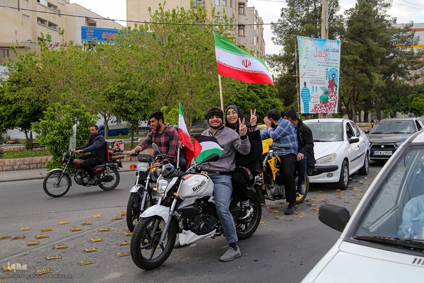 کاروان خودرویی و موتوری امت حزب الله و انقلابی شیراز
