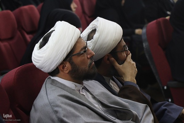 جلسه تودیع و معارفه مدیر حوزه علمیه خواهران استان فارس