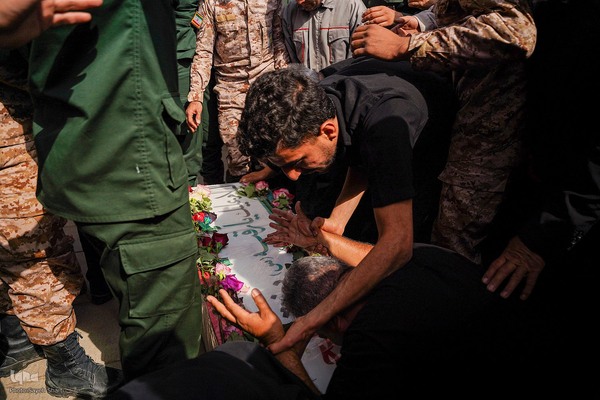 تشییع پیکر بسیجی شهید سید محمد امین مودت