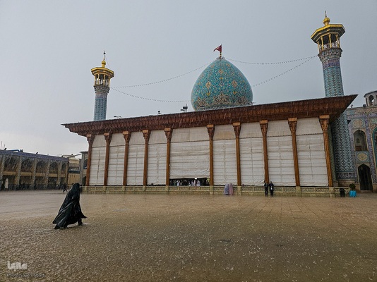 باران اردیبهشت در حرم شاهچراغ(ع)