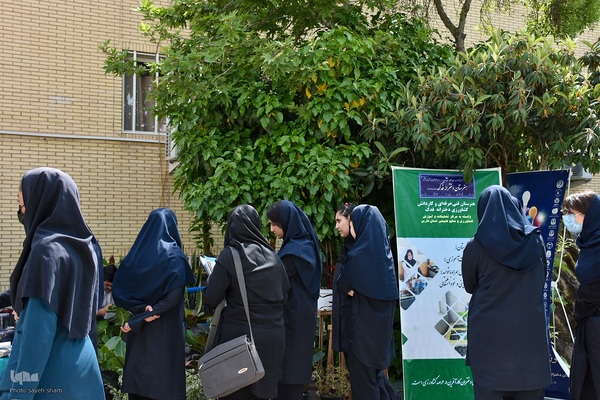 نمایش دستاوردها و فعالیت‌های جهاددانشگاهی فارس در نمایشگاه مجتمع علوم پزشکی