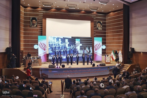 آئین نکوداشت وتجلیل از مؤسسات خیریه، گروه‌های جهادی و مراکز نیکوکاری استان فارس