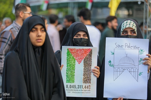 تجمع دانشگاهیان دانشگاه‌های شیراز در حمایت از خیزش دانشجویان آمریکا و اروپا