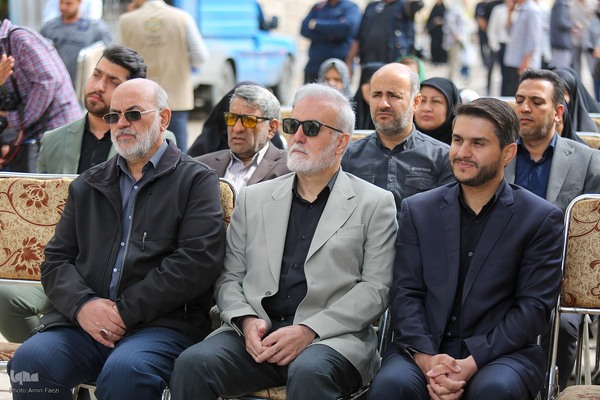 آیین معنوی جایگزینی قرآن در دروازه قرآن‎