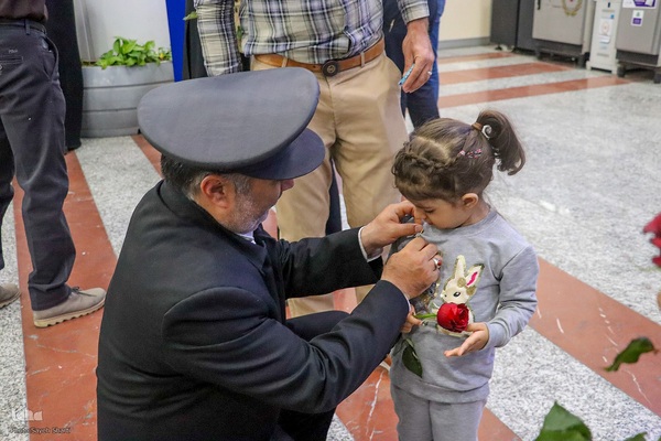 کاروان زیر سایه خورشید در شیراز