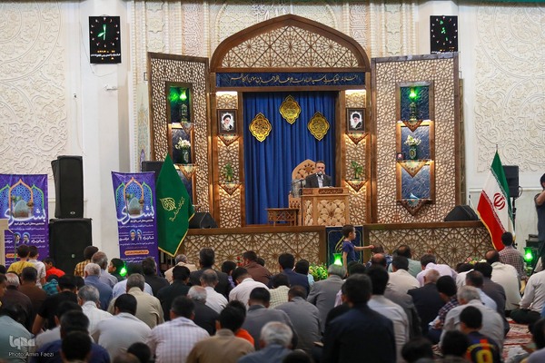 بزرگداشت روز حضرت شاهچراغ(ع)‎ در محفل انس با قرآن «بشری»