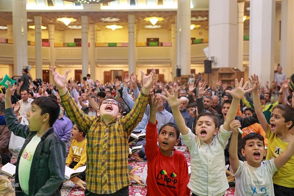 بزرگداشت روز حضرت شاهچراغ(ع)‎ در محفل انس با قرآن «بشری»