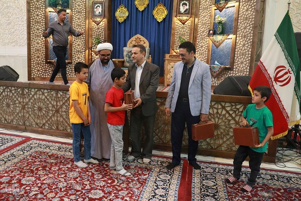 بزرگداشت روز حضرت شاهچراغ(ع)‎ در محفل انس با قرآن «بشری»