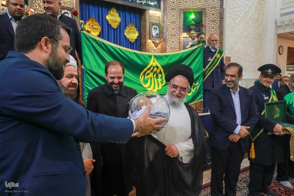 گلبارن خدام حرم حضرت شاهچراغ عليه‌السلام‎