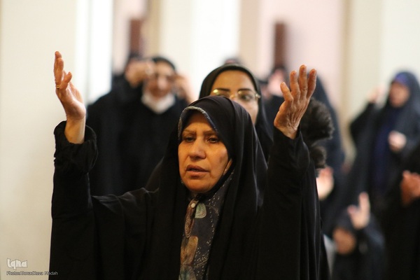 مراسم سوگواری شهادت رئیس جمهور شهید کشورمان در حرم شاهچراغ(ع)