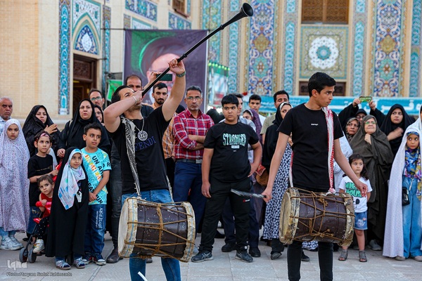 حرکت دسته عزاداری به مناسبت شهادت شهید جمهور و یاران