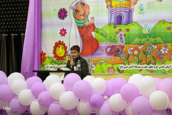 جشن تکلیف دختران در حرم سیدعلاءالدین حسین(ع)