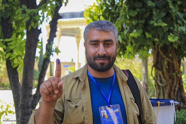 انتخابات چهاردهمین دوره ریاست جمهوری در شاهچراغ شیراز