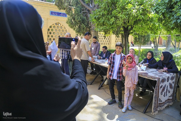 انتخابات چهاردهمین دوره ریاست جمهوری در شاهچراغ شیراز