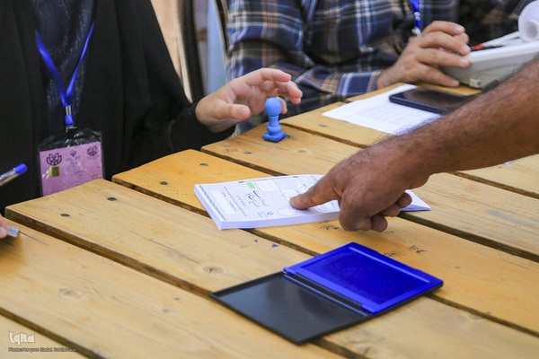 انتخابات چهاردهمین دوره ریاست جمهوری در شاهچراغ شیراز