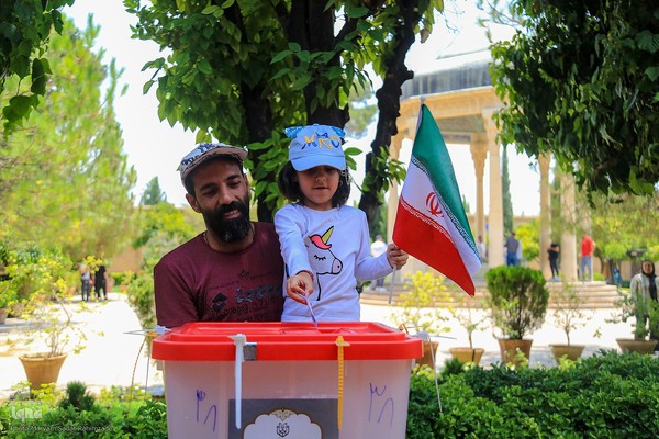 مرحله دوم انتخابات چهاردهمین دوره ریاست جمهوری در شیراز