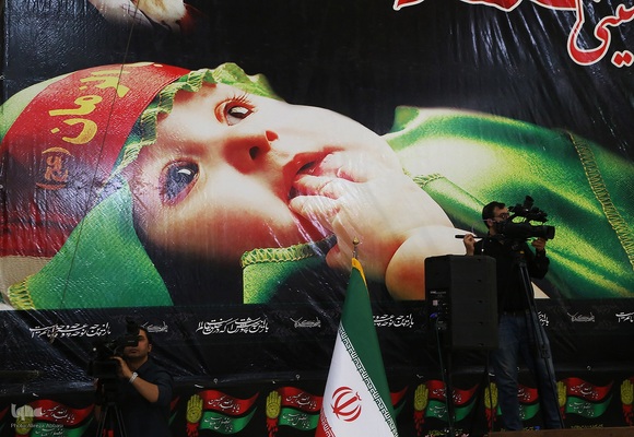 مراسم شیرخوارگان حسینی در حرم مطهر شاهچراغ(ع)