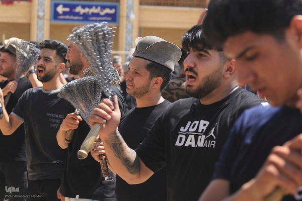 عزاداری هیئت عشایر قشقایی در حرم شاهچراغ(ع)